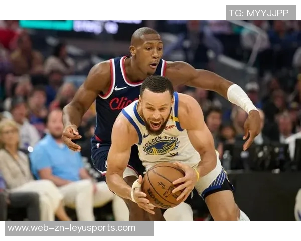 库珀表现出色却难救主单场21分4板1助仍遭球队失利 库珀表现出色却难救主单场21分4板1助仍遭球队失利