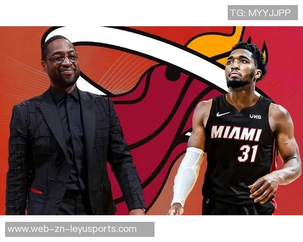 爵士训练营热闹非凡德隆韦德携手出镜贝利乐福同场助阵 爵士训练营热闹非凡德隆韦德携手出镜贝利乐福同场助阵