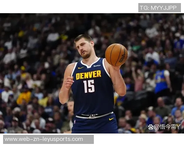 约基奇轻松出战21分钟高效得分17分并贡献6篮板5助攻但失误次数达6次 约基奇轻松出战21分钟高效得分17分并贡献6篮板5助攻但失误次数达6次