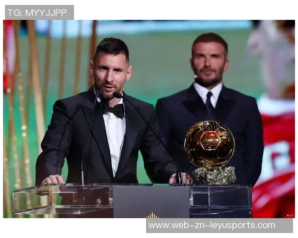 波多黎各歌手洋基老爹亲临阿根廷训练营与梅西等球员亲密合影 波多黎各歌手洋基老爹亲临阿根廷训练营与梅西等球员亲密合影