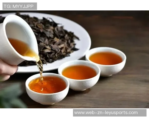 阿莫林惊讶有人喝茶加牛奶直言这让我感到困惑不已