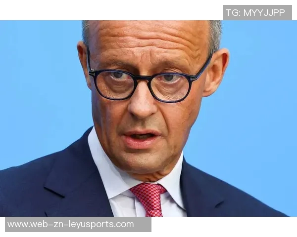 外媒评选双边卫实力与荣誉对比詹俊解读两组差异 外媒评选双边卫实力与荣誉对比詹俊解读两组差异