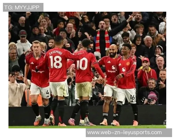 姆伯莫梅开二度助曼联赢得胜利荣膺英超第9轮最佳球员称号 姆伯莫梅开二度助曼联赢得胜利荣膺英超第9轮最佳球员称号